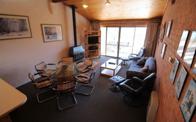 Snowbird 1 - Jindabyne Townhouse