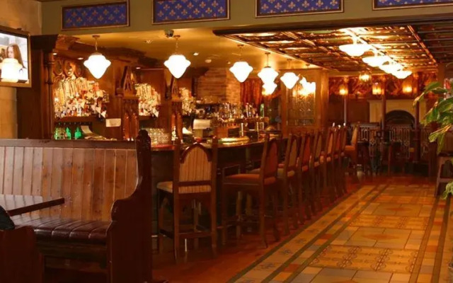 Westenra Arms Hotel