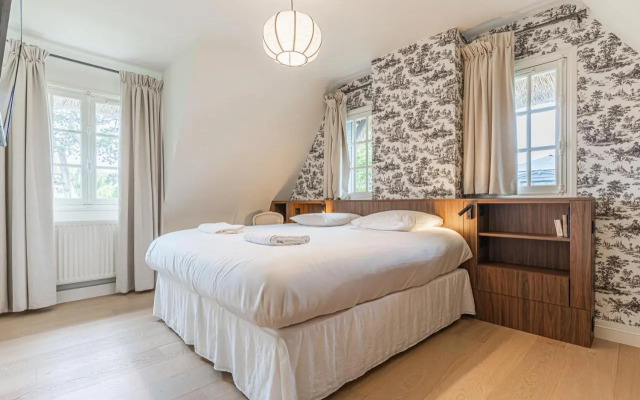 Luxueuse Chaumière 4 Chambres avec jardin