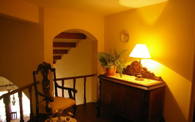Casa De Piedra