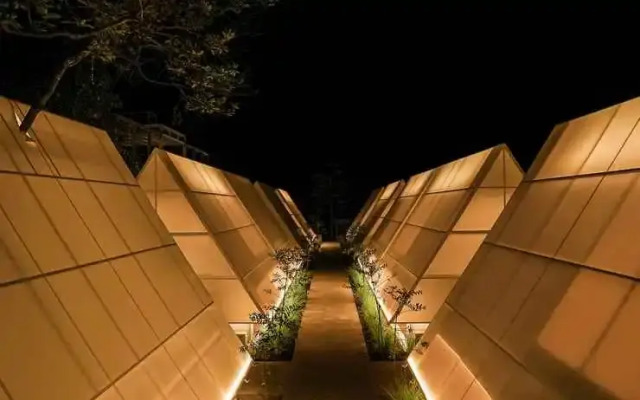 Rumah Atsiri Glamping