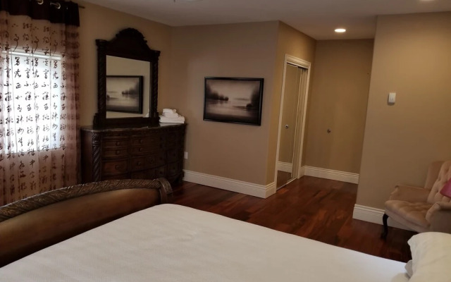 Beach Ave Castle Luxury Vacation Rental