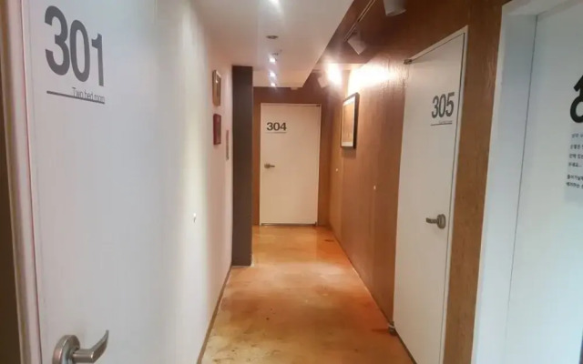 Tongyeong With Guest House