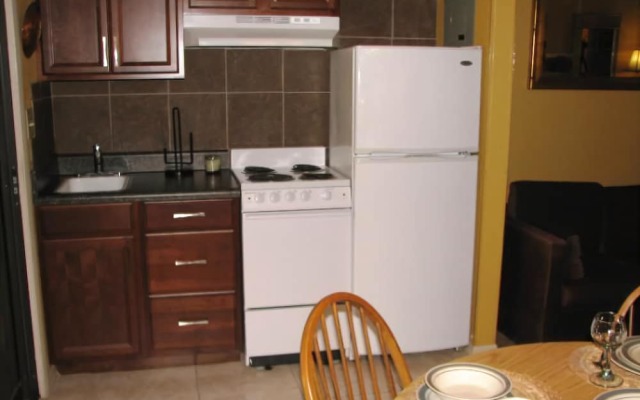 Rumbling Bald Resort