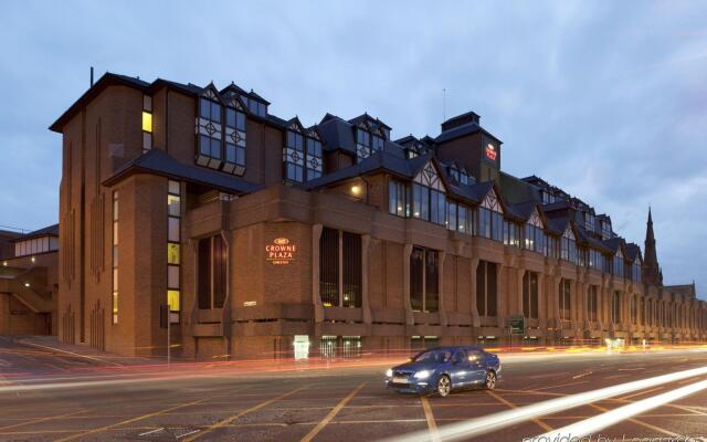 Crowne Plaza Chester, an IHG Hotel