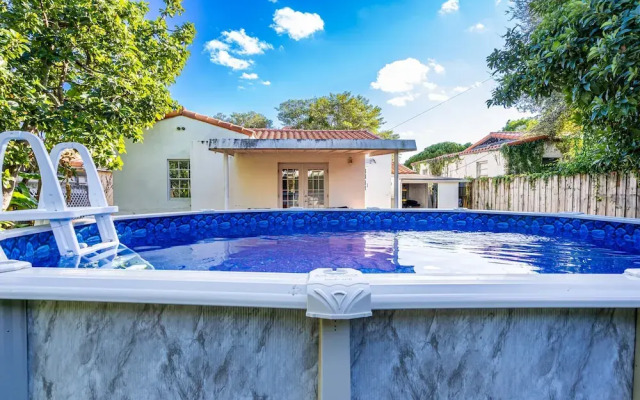 Casa Sofia 4 Bedroom Luxury Home & Pool