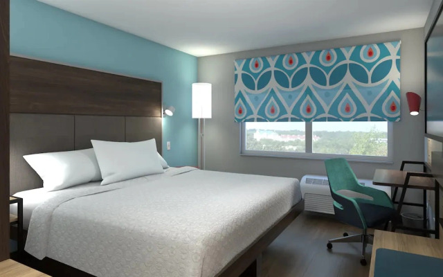 Tru by Hilton Naperville Chicago