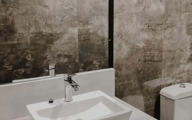 Petri Plaza Hotel