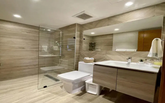 Cozy Apartment w 2BR and Balcony in Capcana