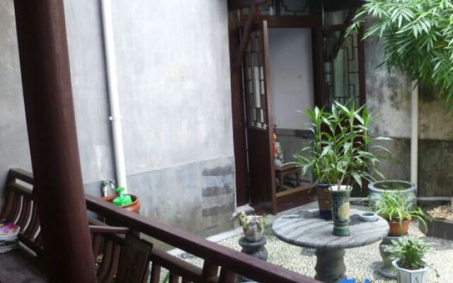Ruisiyuan Inn