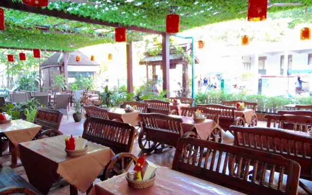 Lao Blossom Hotel