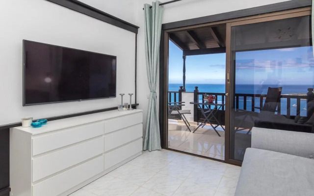 Sunset Dream Bungalow with balcony sea view.