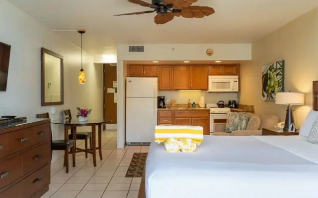 Royal Kahana 602 Condo by Redawning
