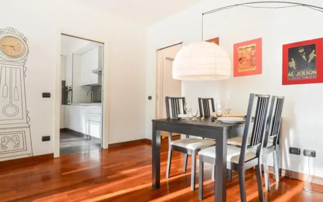 Traiano Halldis Apartment