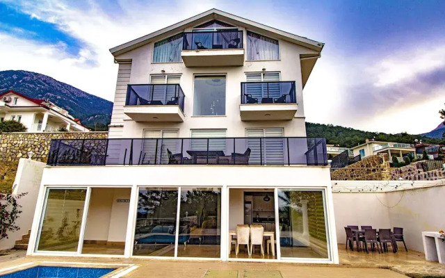 Fethiye Paris A Villa
