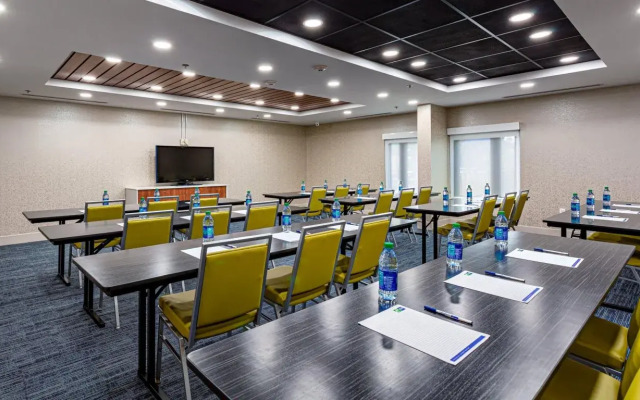 Holiday Inn Express Tampa-Brandon by IHG