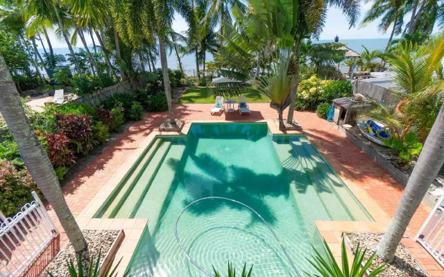 Beach House Cairns