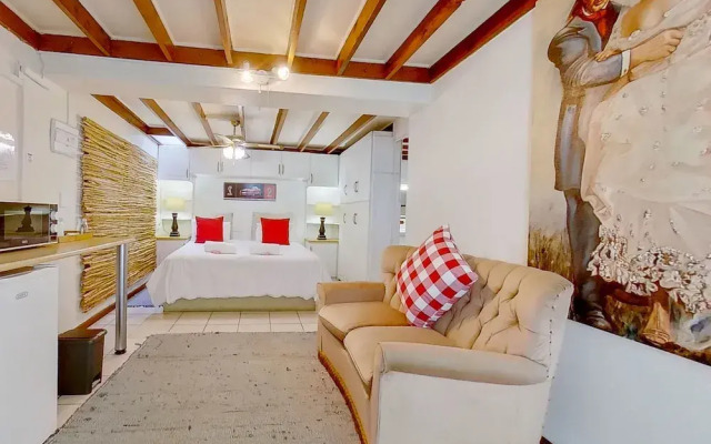 Executive Couples Suite Strand