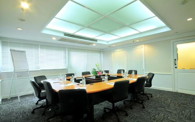 Centre Point Plus Hotel Pratunam