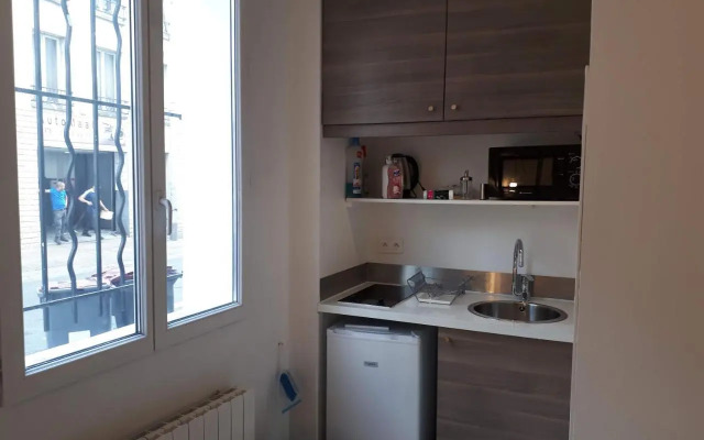 Enjoyable 20m² MONTREUIL 5 minutes Paris