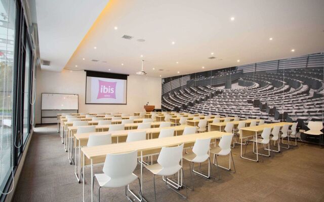 Ibis Xian First Gaoxin Road