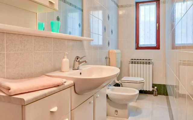 Iby Apartment