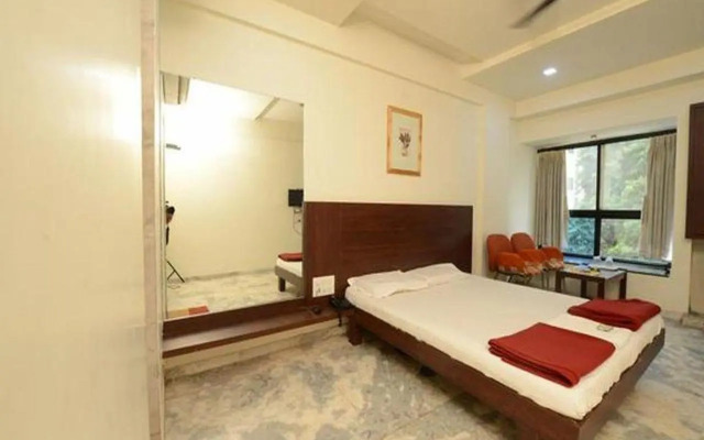 OYO Rooms BBC Tower Sayajigunj