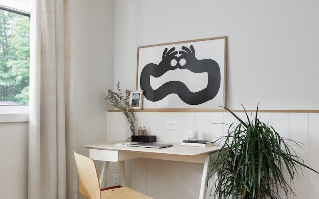 Somewhere Inn Calabogie