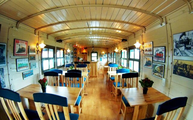 Dalat Train Villa