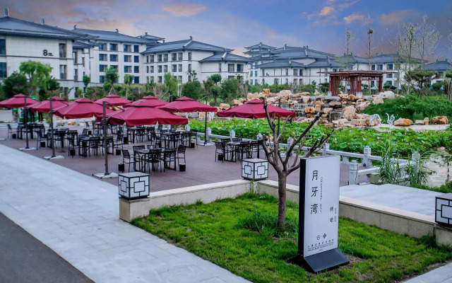 YUN-ZEN Jinling Acrobatics Hotel