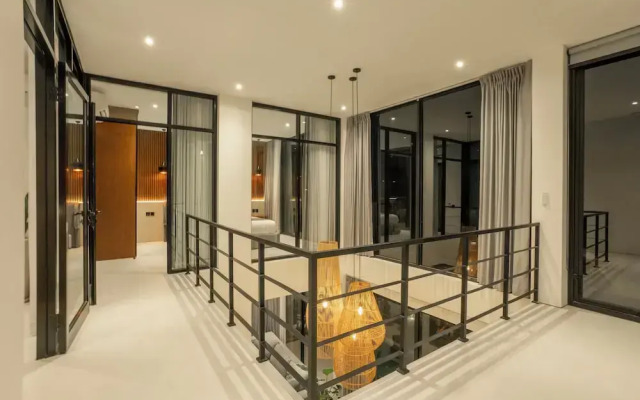 Aquamarine Villas III