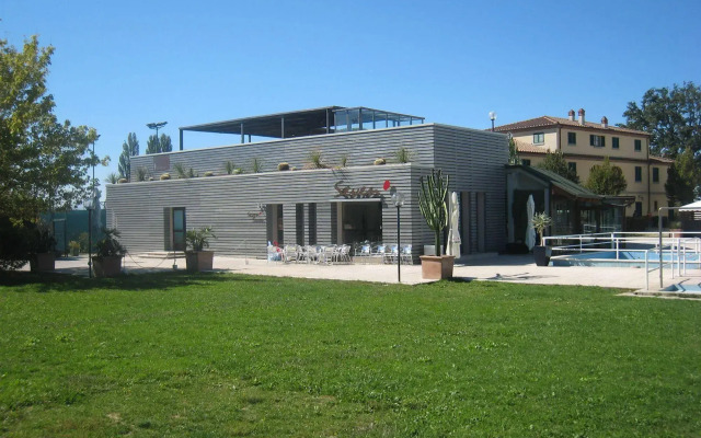 Seven Cortona