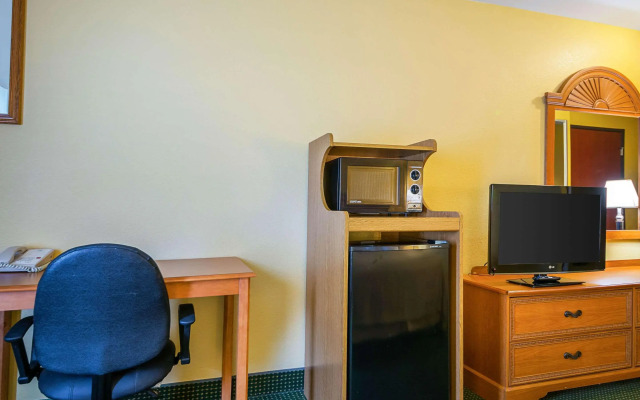 Quality Inn & Suites Franklin