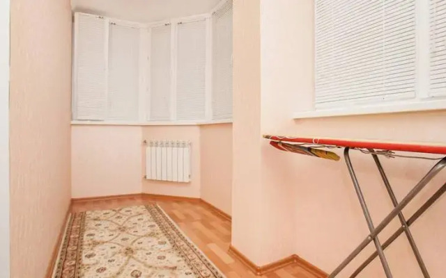 Севиль на Меридианной 10