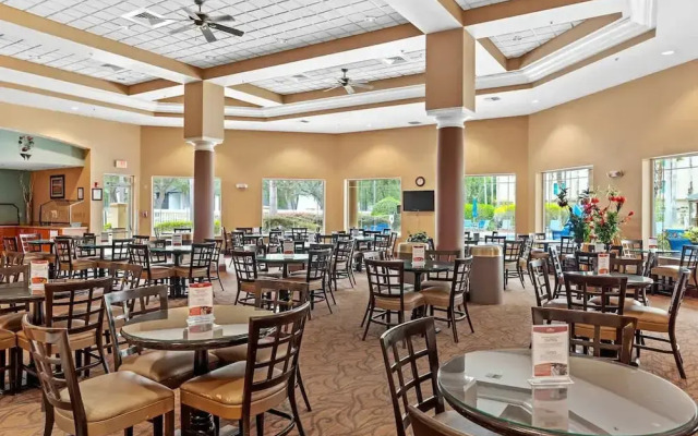 1BR Free Shuttle to Disney Parks
