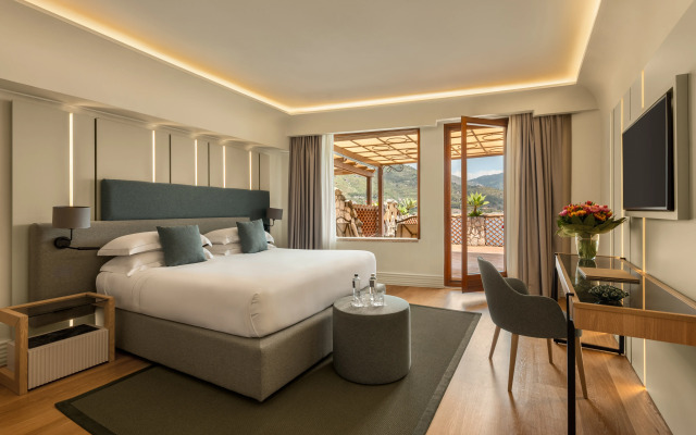 Atlantis Bay - VRetreats