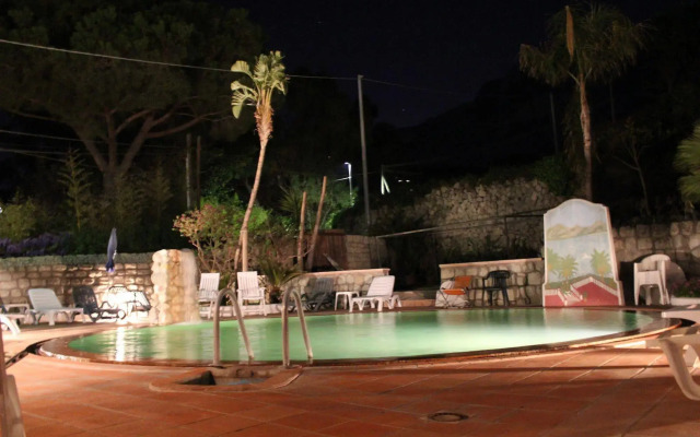 Paco Residence