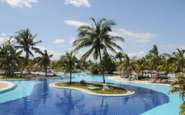 Hotel Servicio Premium Playa Pesquero