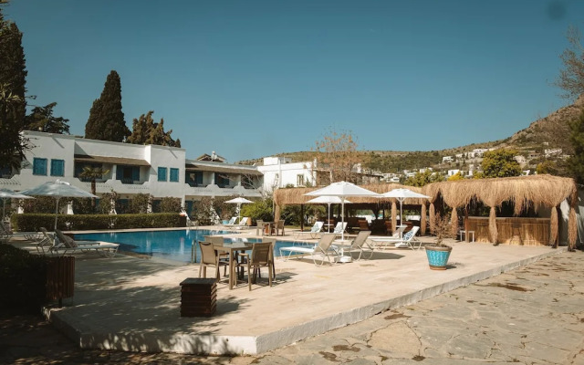Lemon Garden Hotel Turkbuku