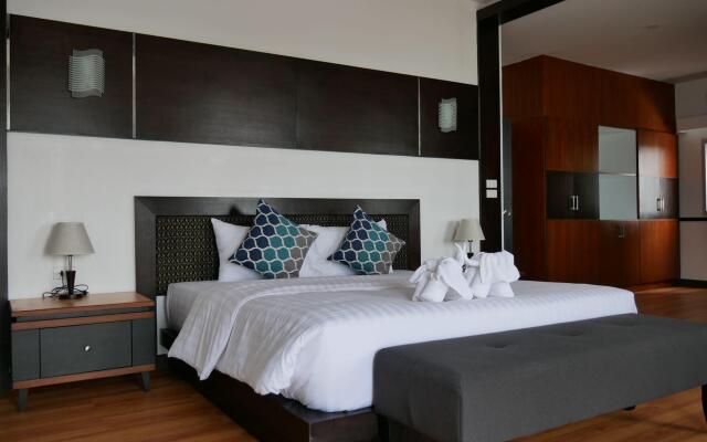 Blu Hotel Nakhon Phanom