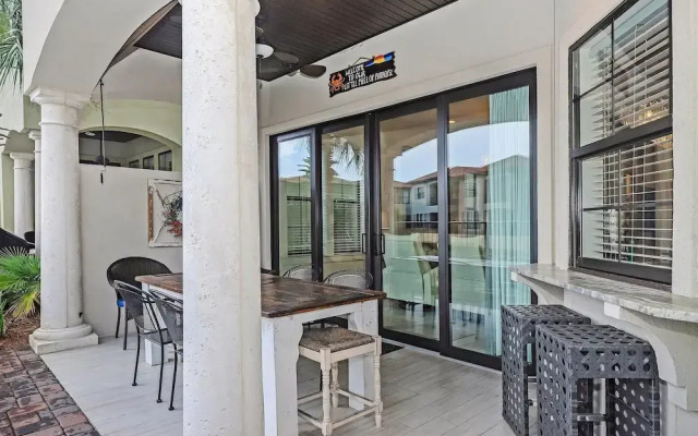 Villa Lago 1945 - 4BR 4b.5a -