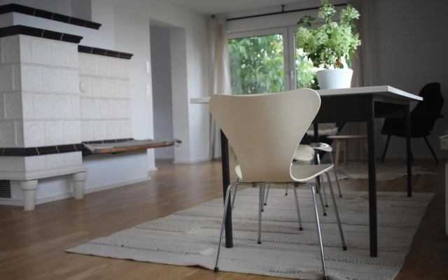 zuHause mit Berg-und BodenSeesicht