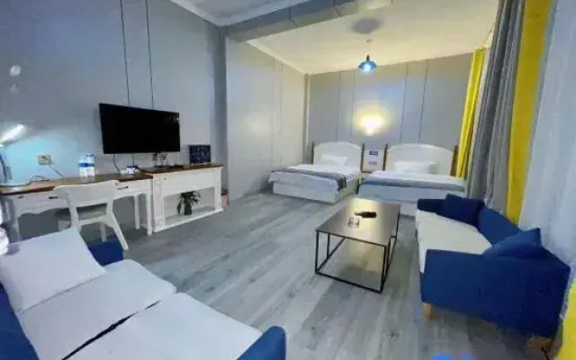 Shuijing Business Hotel