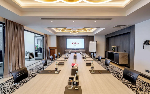 Kwetu Nairobi, Curio Collection by Hilton
