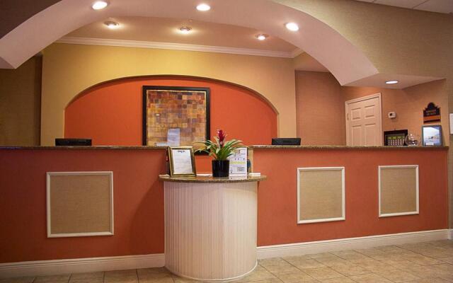 The Enclave Hotel and Suites