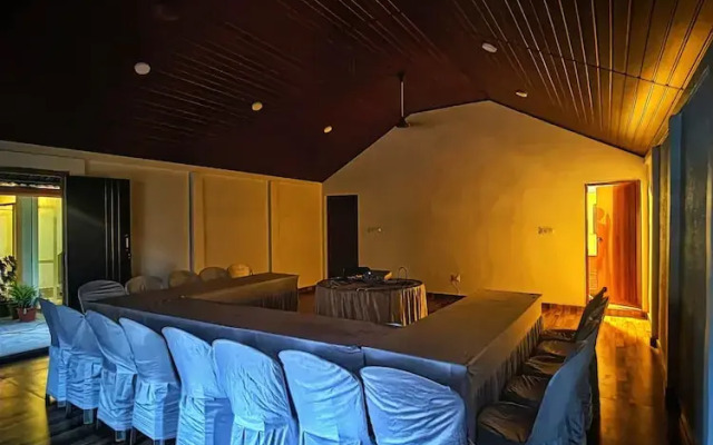The Yellow Bamboo Resort And Spa