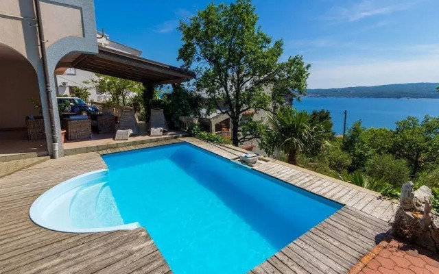 Apartment Djusi