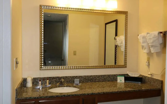 FairBridge Inn & Suites - Akron Copley Township - West