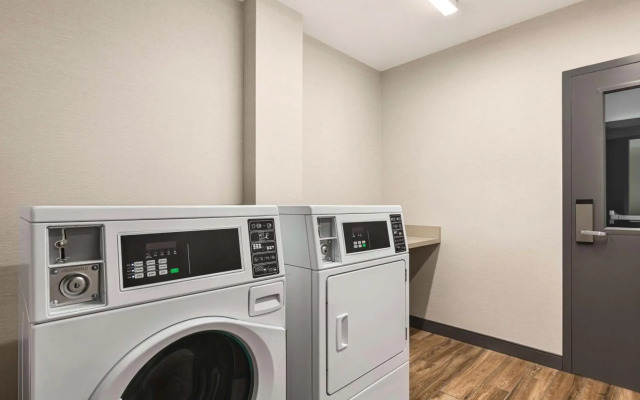 Hampton Inn & Suites Oroville