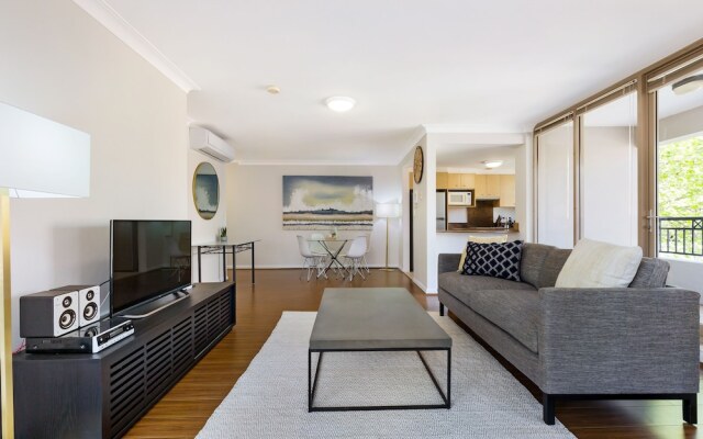 Woolloomooloo Modern Apartment 12 BRK